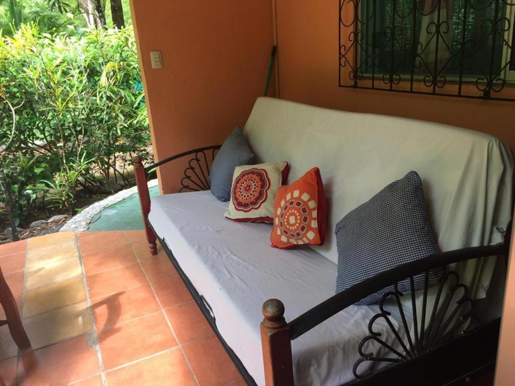 Playa Santa Teresa  Mal Pais Surf Camp酒店 外观 照片