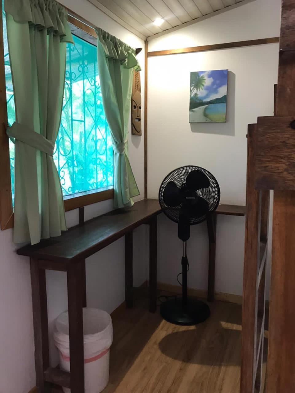 Playa Santa Teresa  Mal Pais Surf Camp酒店 外观 照片