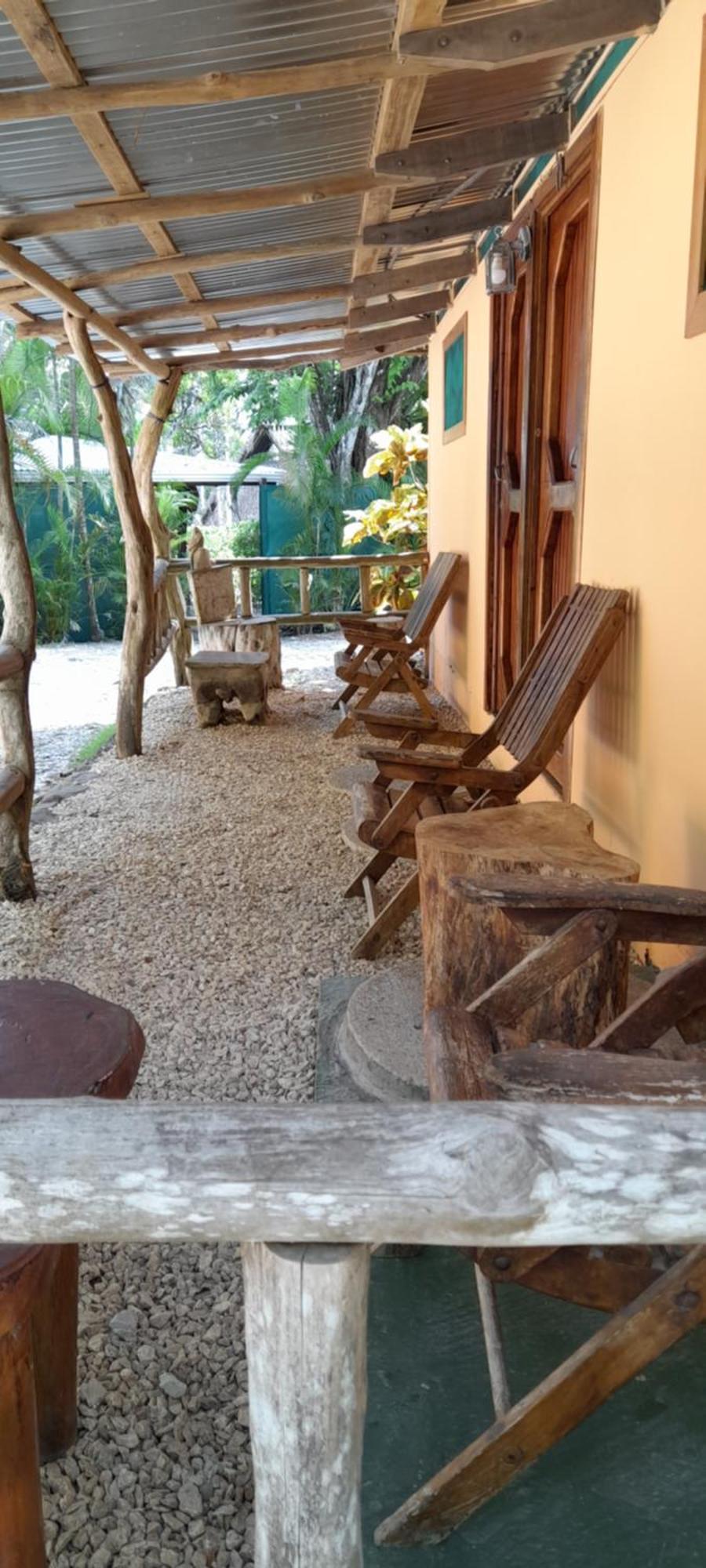Playa Santa Teresa  Mal Pais Surf Camp酒店 外观 照片