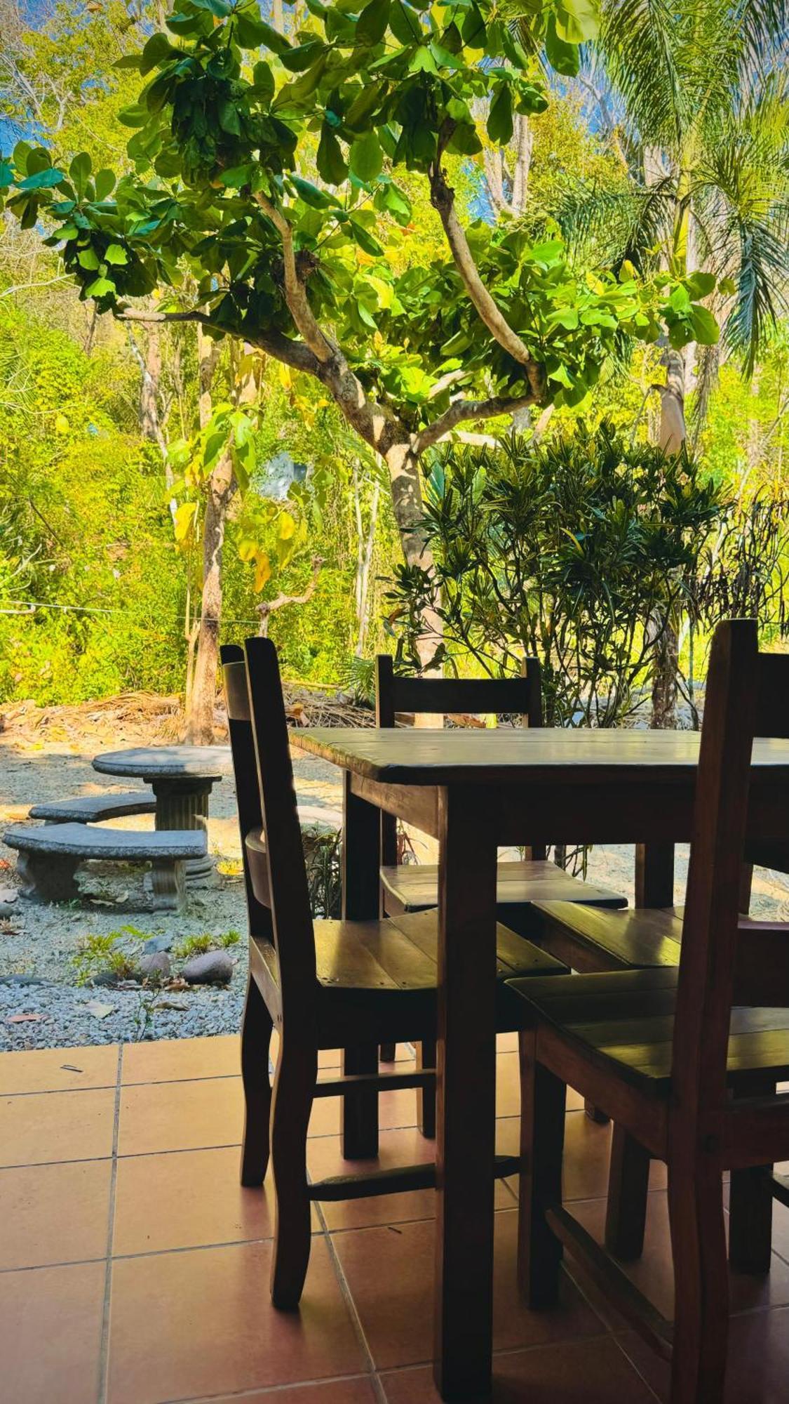 Playa Santa Teresa  Mal Pais Surf Camp酒店 外观 照片